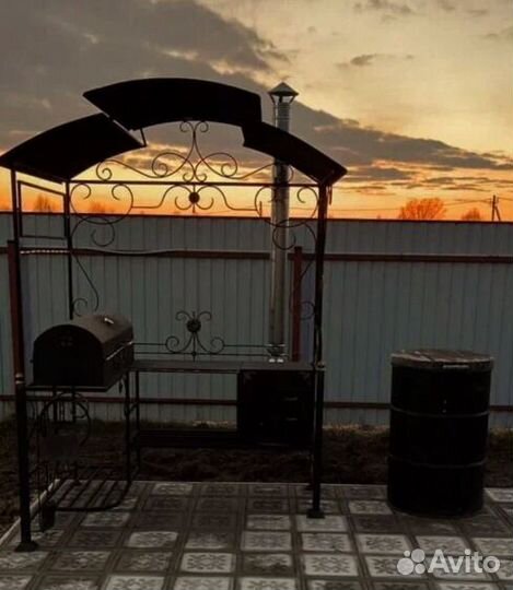 Беседка с мангалом