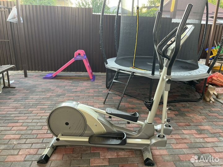 Эллиптический тренажер torneo