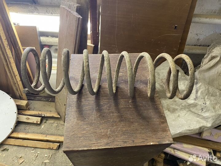 Пружина Нива задняя