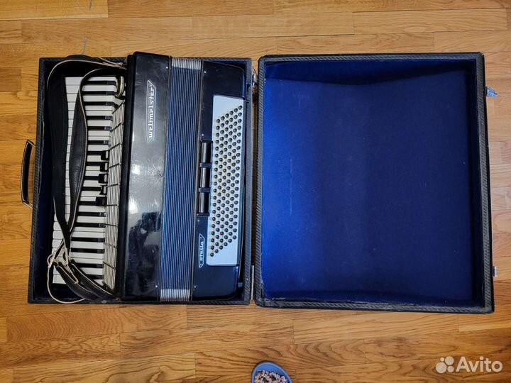 Аккордеон weltmeister stella