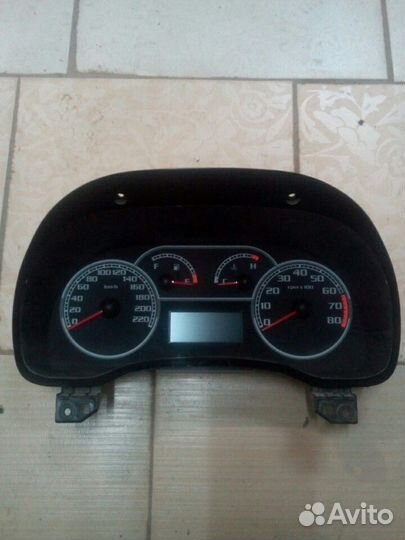 Панель приборов на Fiat Albea