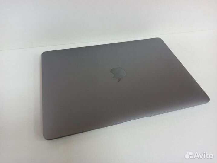 Ноутбук Apple MacBook Air 13 M1 (2020) A2337