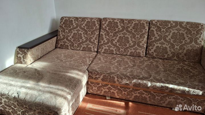 Угловой диван бу