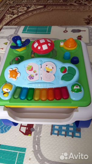 Развивающий столик chicco