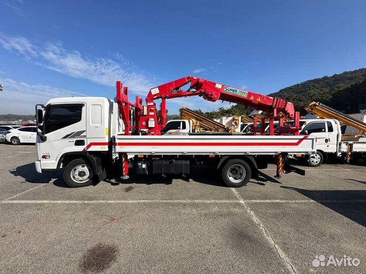 Бортовой грузовик Hyundai Mighty с КМУ Donghae, 2019