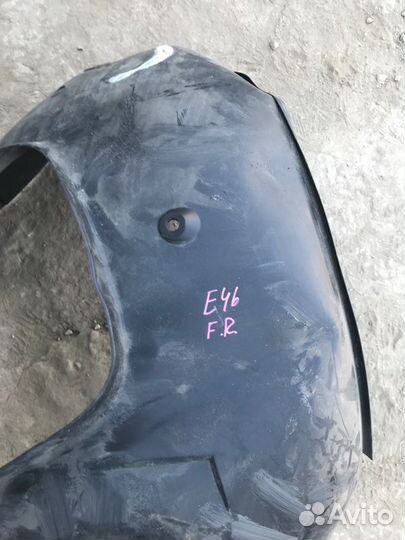 Подкрылок прав. перед. BMW 318i touring
