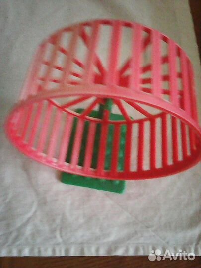 Домик и колесо для хомячка