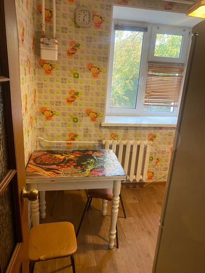 2-к. квартира, 42 м², 1/4 эт.