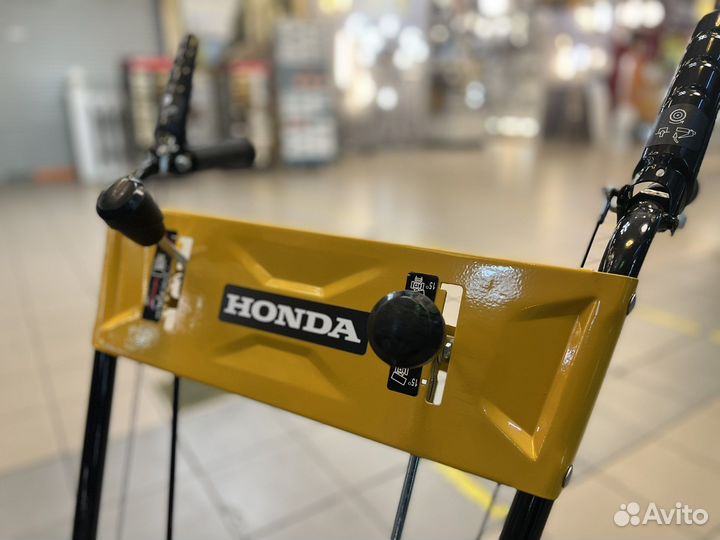 Подметальная машина Honda GX240Proffi 8HP