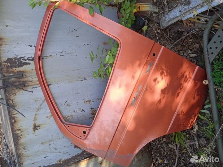 Дверь левая на ГАЗель