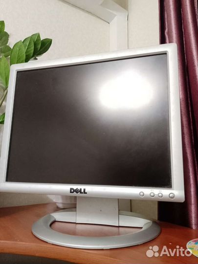 Монитор Dell для компьютера