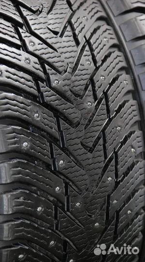 Nokian Tyres Hakkapeliitta 8 SUV 265/50 R19 110T