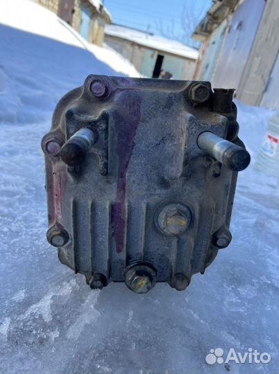 Редуктор 4.4 Subaru Forester SG5