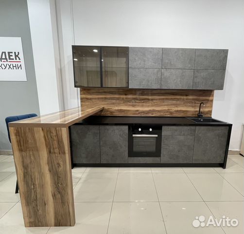 Кухонный гарнитур новый напрямую