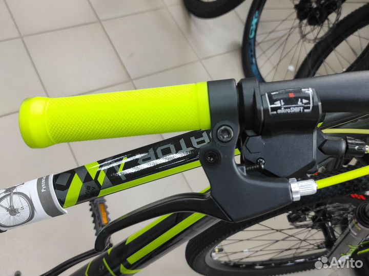 Велосипед 27,5 Stels Navigator 700 MD серый/желтый