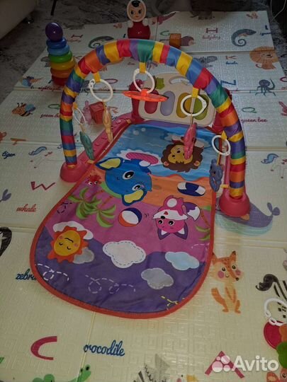 Развивающий коврик