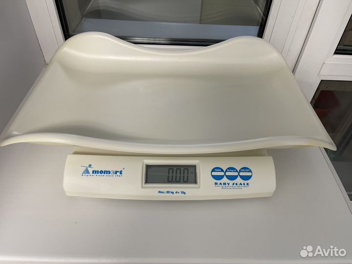 Детские электронные весы Momert