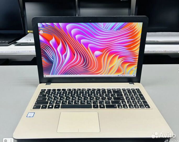 Игровой asus Core i3-7020 8gb MX110 2gb