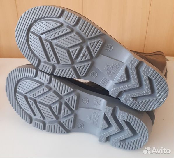 Резиновые сапоги утепленные мужские