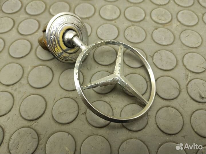 Эмблема передняя Mercedes-Benz W220 M113.986 5.5