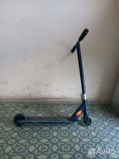 Трюковой самокат