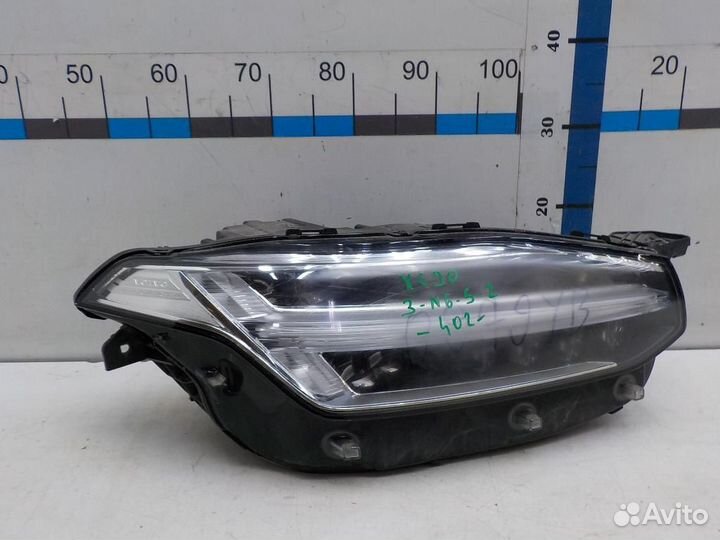 Фара правая Volvo XC90