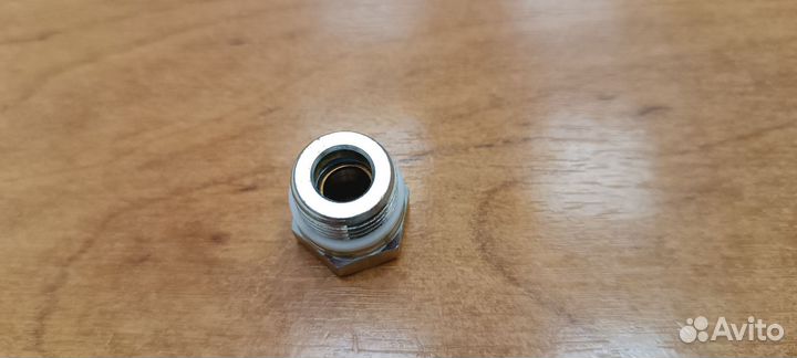 Штуцер насоса гура Форд Фокус 2