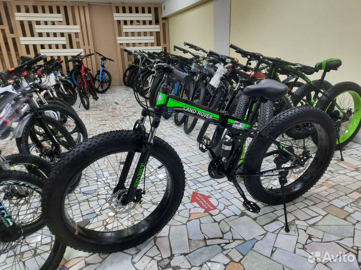 Велосипеды напротив Дома Быта ТК Лабиринт