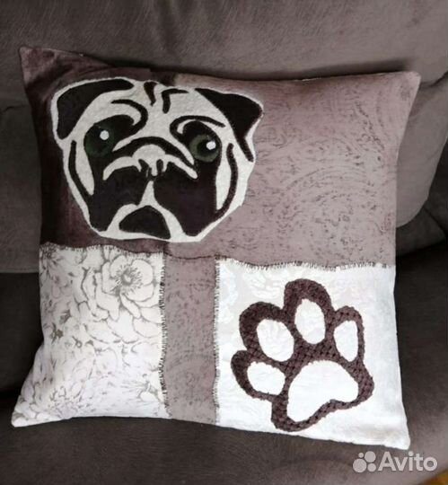 Подушки декоративные Мопсы