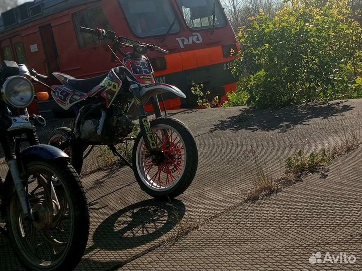 Запчасти для мопеда