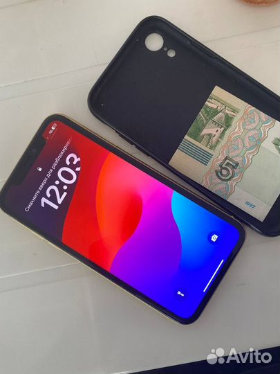 iPhone Xr, 64 ГБ