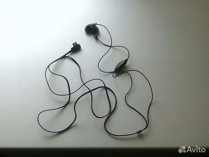 Наушники проводные LG и Fly новые