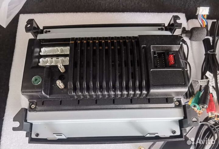 Головное устройство Cayenne