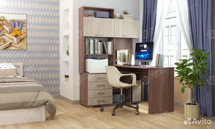 Стол письменный 