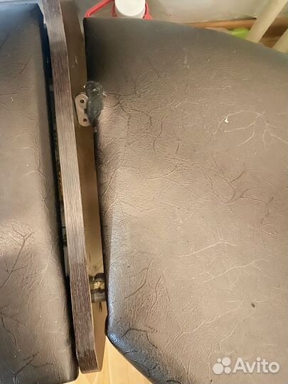 Кухонный уголок со столом и стульями бу