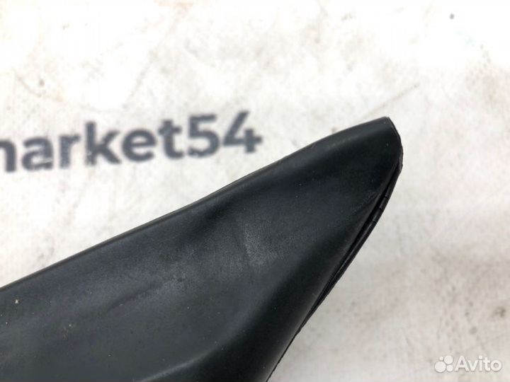 Уголок двери передний правый Subaru Forester SG5