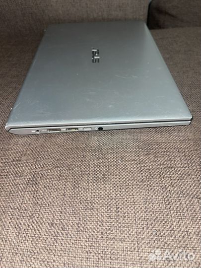 Ноутбук asus R424F