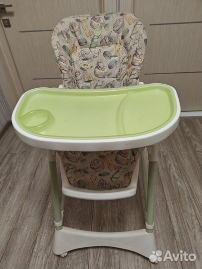 Стульчик для кормления babyton