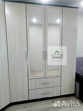 Шкаф распашной