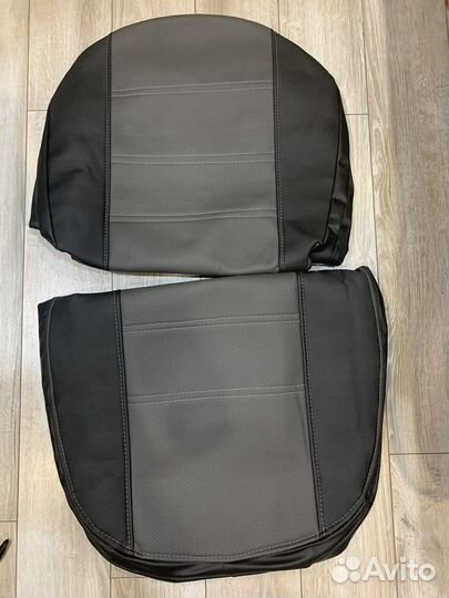 Чехол в машину на сиденья универсальный новый