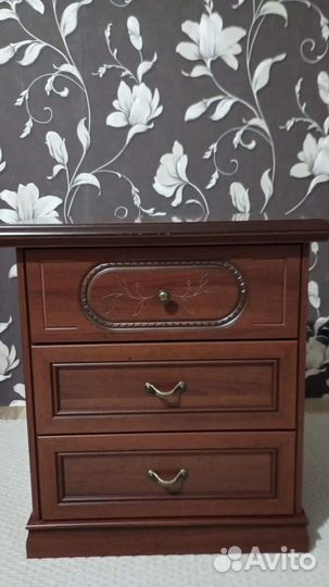 Кровать с матрасом, шкаф, комод, 2 тумбы