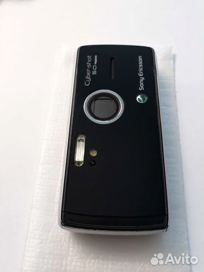 Телефон Sony Ericsson