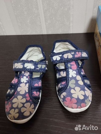 Сандали летние для девочки б/у размер 26