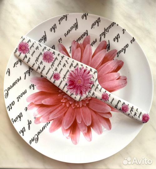 Блюдо Тортница с лопаткой