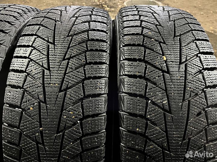 Hankook Winter I'Cept iZ 2 W616 185/60 R15 88T