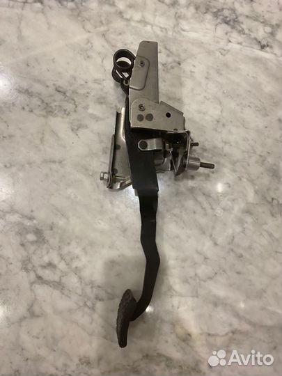 Педаль сцепления Mazda 6 GG / GH