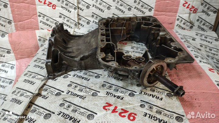 Поддон масляный двигателя Audi A6 C5 1997-2005