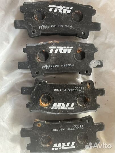 Тормозные колодки Lexus RX