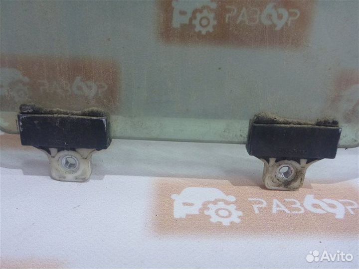 Стекло двери переднее левое Subaru Forester SH