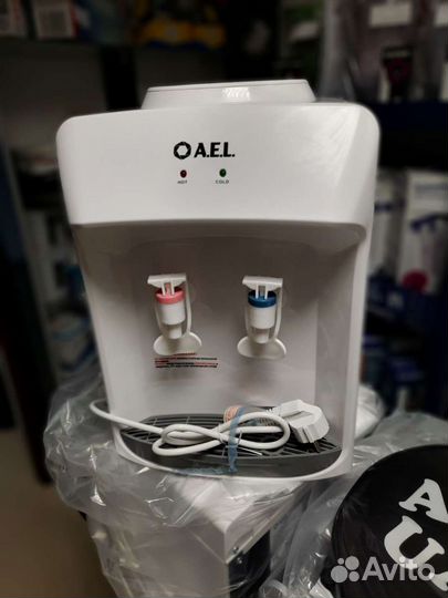 Настольный кулер для воды